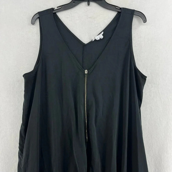 Ingrid & Isabel Maternity Jumpsuit Women's Sz M Black V-Neck Zip Front Stretch - Picture 5 of 11